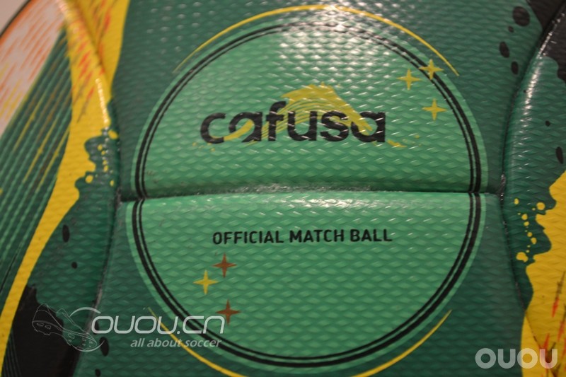 求鉴定!!!!刚买的联合会杯比赛用球!!!!麻烦各路高手来看一下!!!!