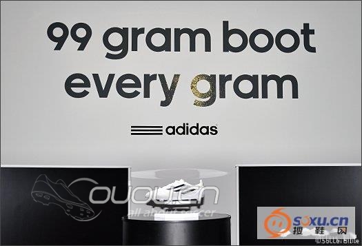 阿迪达斯2015年将推出adiZero F50 99 克足球靴