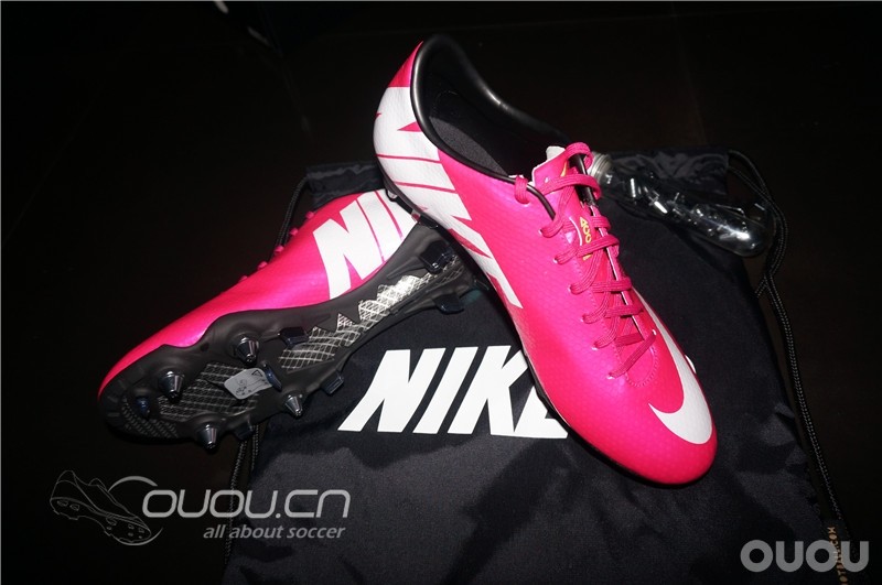 【NIKE ID】Mercurial Vapor IX 黑暗中那一抹灯红酒绿,自定义配色到底值不值