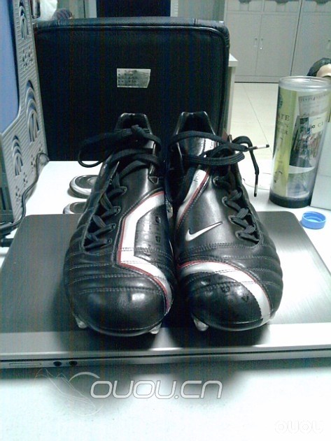 Nike Total 90 4 Supremacy 黑银红