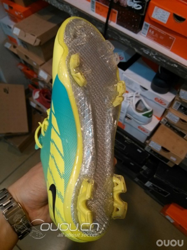 好久不逛街,今天看见的发上来跟大家分享一下!