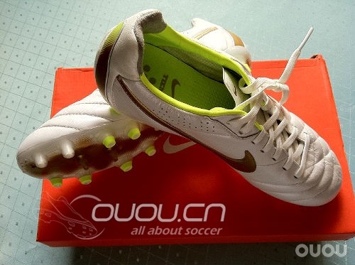 好久不逛街,今天看见的发上来跟大家分享一下!