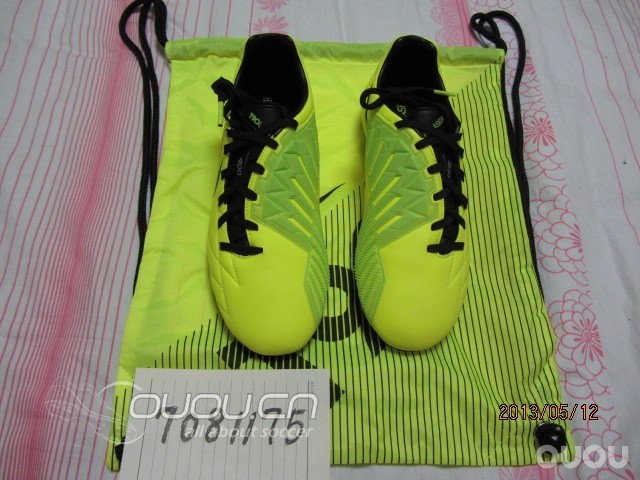 NIKE T90 LASER IV HG-B 求穿过此款鞋的人指点一些弊端!!!