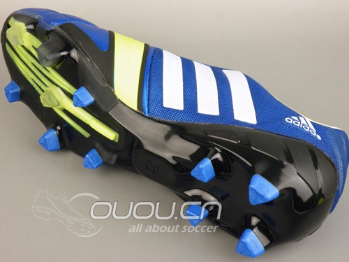 阿迪的新系列Nitrocharge 1.0 FG!这鞋中文叫什么名字啊?求大神!!!