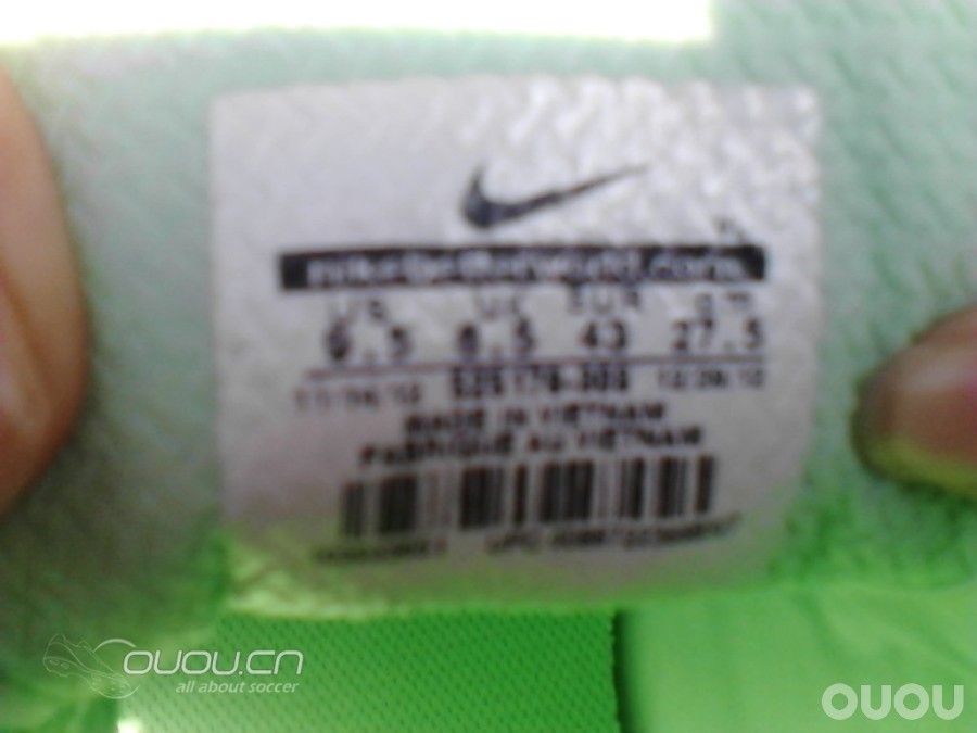 绿绿的CTR360 Libretto III AG 求大虾鉴定