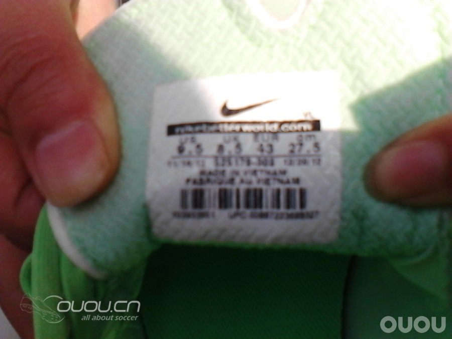 绿绿的CTR360 Libretto III AG 求大虾鉴定