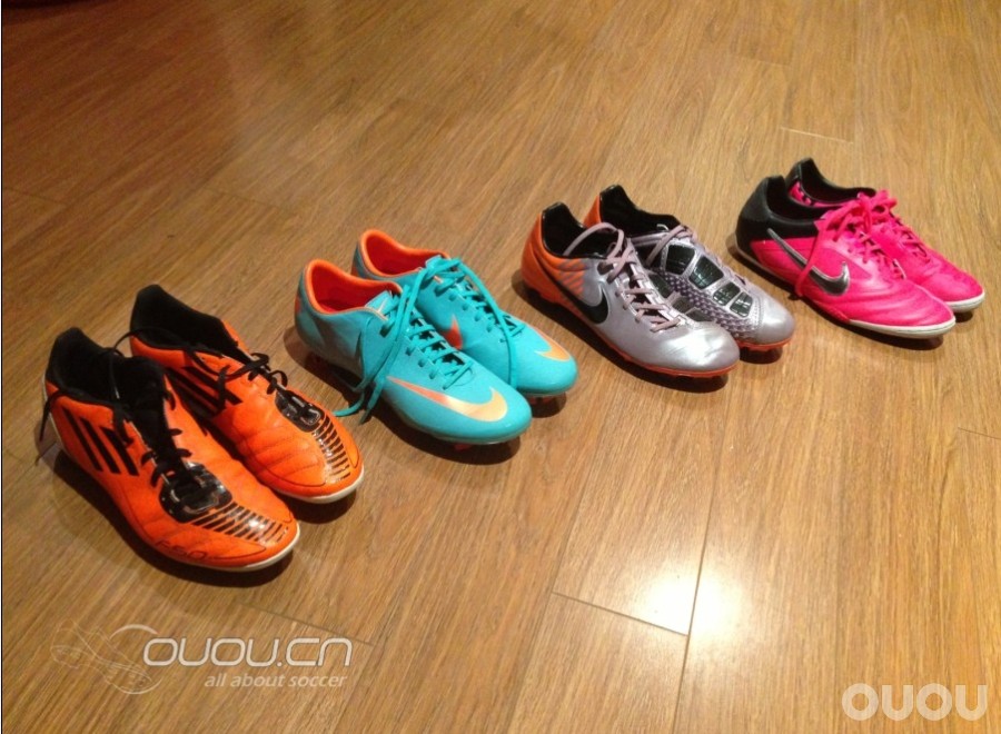 晒一晒自己的几双球鞋. 主要是Nike.