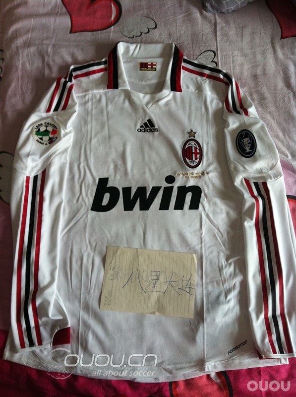 又一个球星、又一个偶像宣布离开 祝你好运 大卫(没有过多言语、只有祝福)