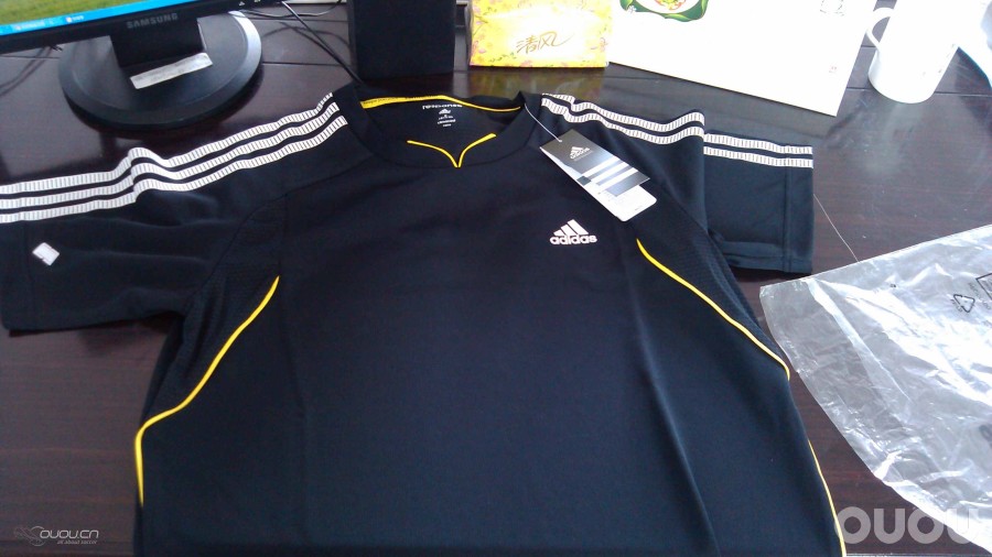 请大神帮忙鉴别下真伪,万分感谢!