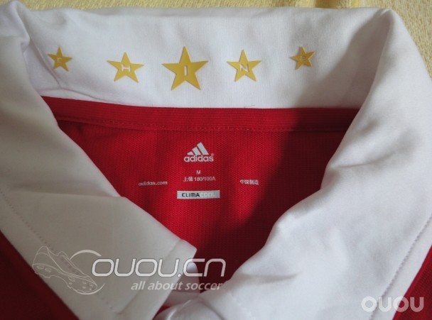 求鉴定于大宝国足球衣尺码