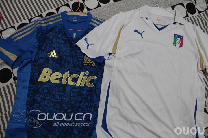 刚入的两件球员版意大利和马赛