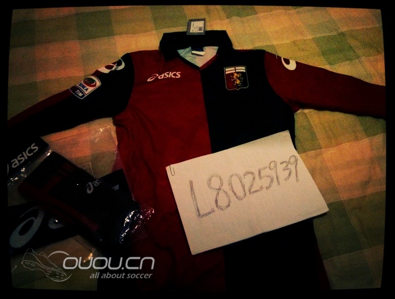 虽然冷门但是精彩!ASICS出品热那亚11-12赛季主场球员版~~