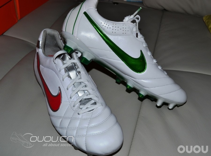 红绿灯!灯~等灯!等灯!–新入白绿legend和白红flight纯赏析