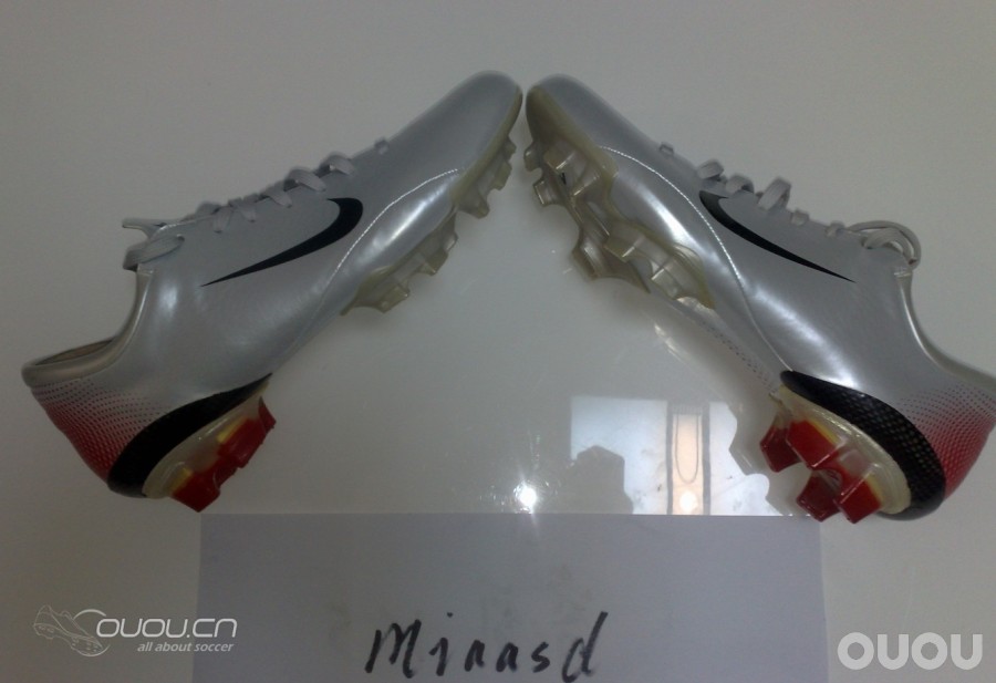 白红MV3,MV3!另附老大哥与小弟弟— —