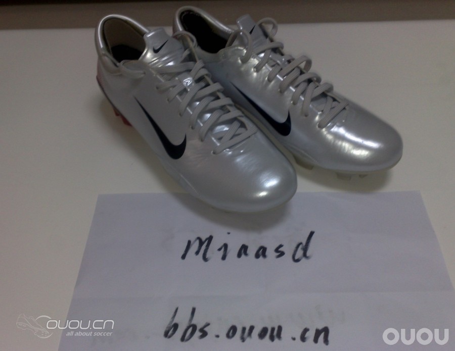 白红MV3,MV3!另附老大哥与小弟弟— —