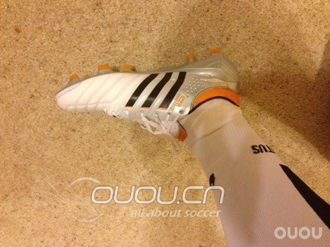 最近阿迪比较火,我也来凑个热闹。我也秀一下11pro sl