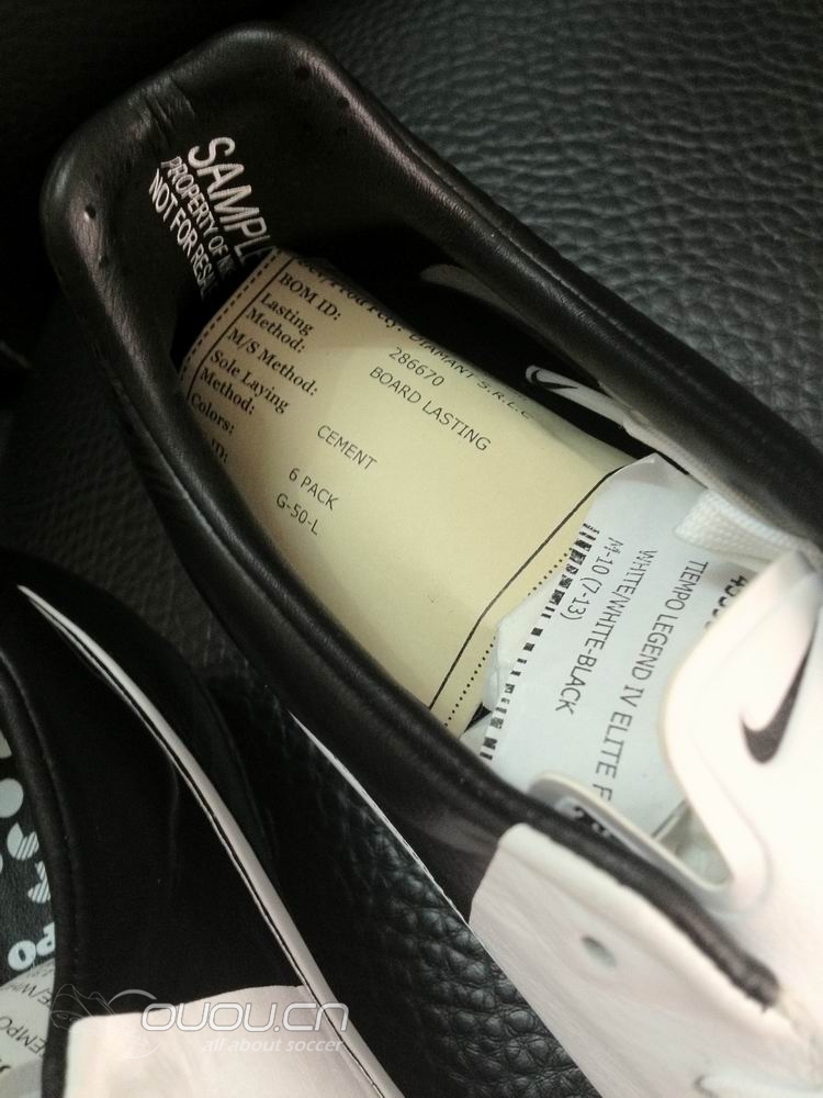 意产NIKE 传奇4欧洲杯配色Elite