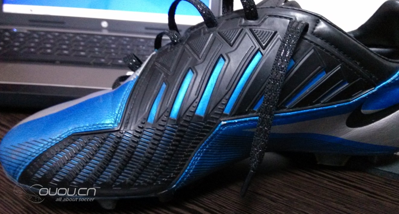 2012年8月,第一次买的战靴