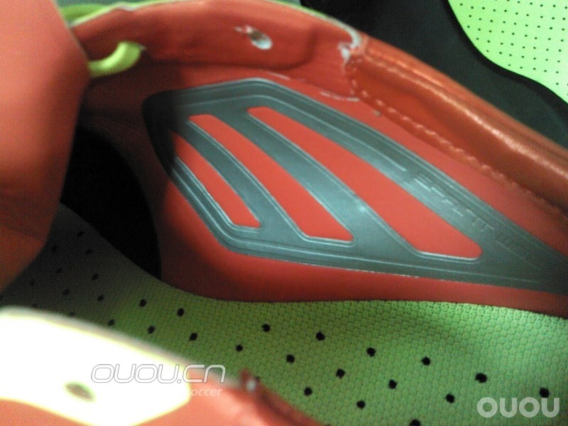 发帖去验货呀,求大神帮忙。。f50顶级pu版