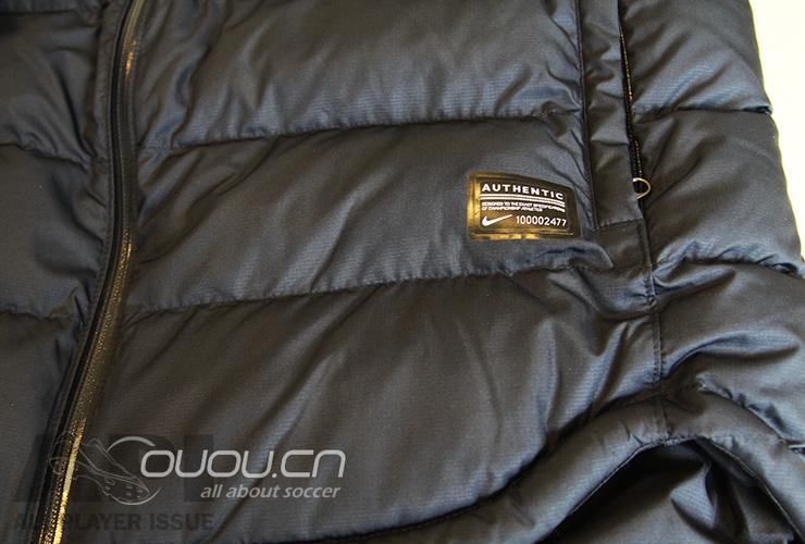 巴萨12-13赛季球员版棉服