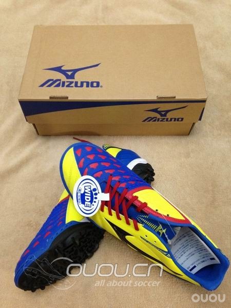 爱踢足球装备代购店开张了!三重促销进行ing!