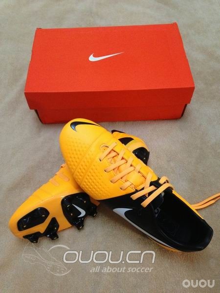 爱踢足球装备代购店开张了!三重促销进行ing!