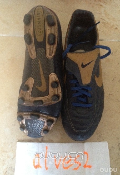 我是传奇控。-_,-