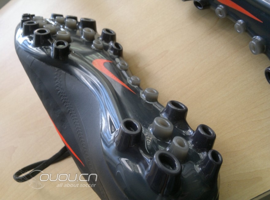 论坛首发 Nike Hypervenom Phatal 次顶级 黑/橙红配色