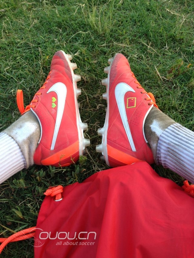 TIEMPO LEGEND IV HG-E 脚感不错  实用性还是比较高