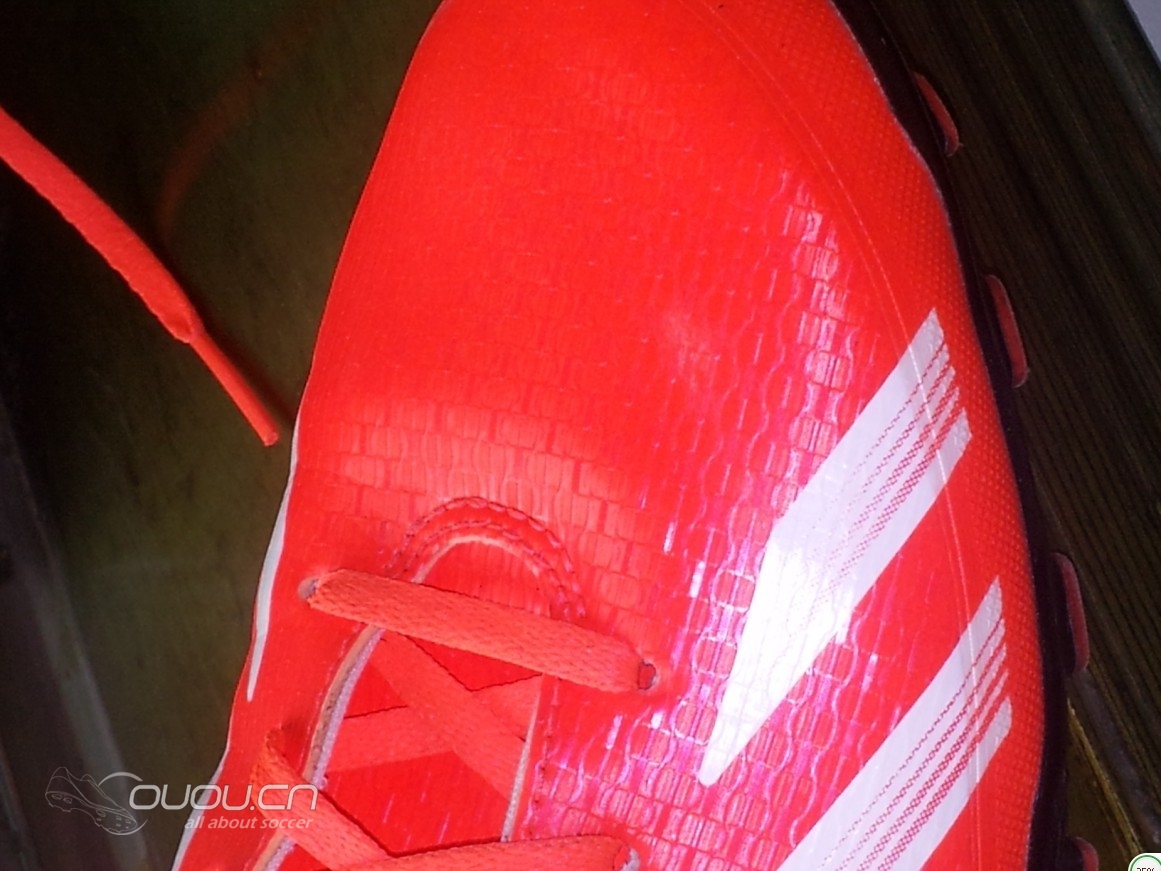 中午刚刚到的F30AG 骚红