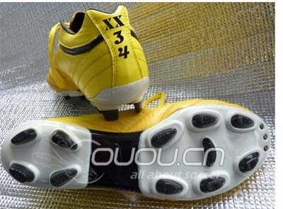 完整版 – 【灵鹰】定制球鞋之流程+静态评测