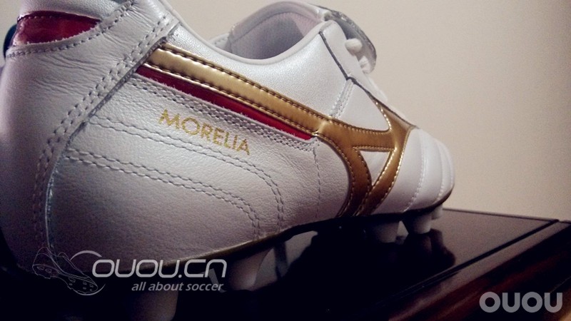 提前收到的生日礼物– 美津浓 MORELIA