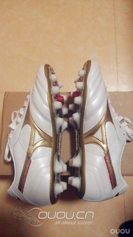 提前收到的生日礼物– 美津浓 MORELIA