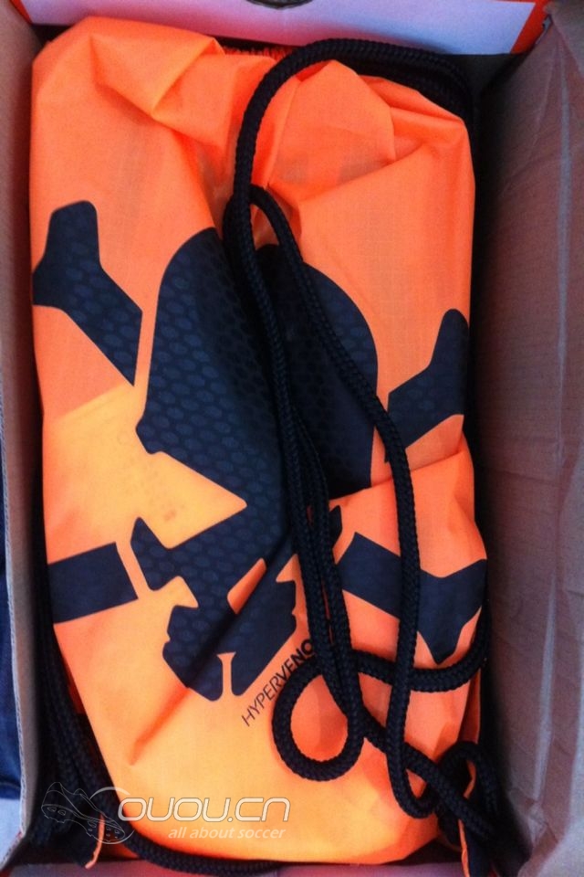 今天早上刚收到毒蜂 坐等周四实战