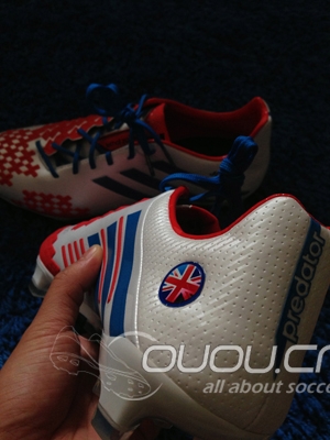 晒下刚到的PEDATOR LZ 2