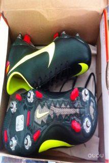 问:此混钉能否勉强上人草呢?