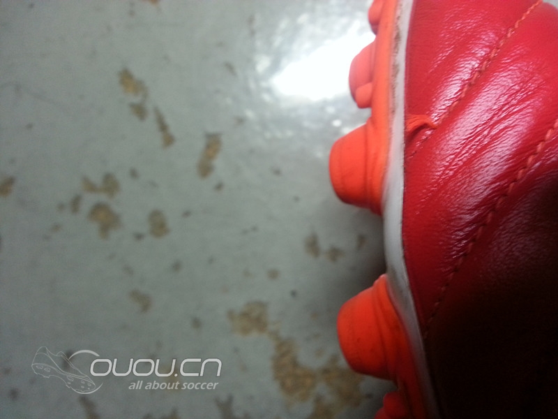 求教,球鞋爆线应该怎样处理呢?