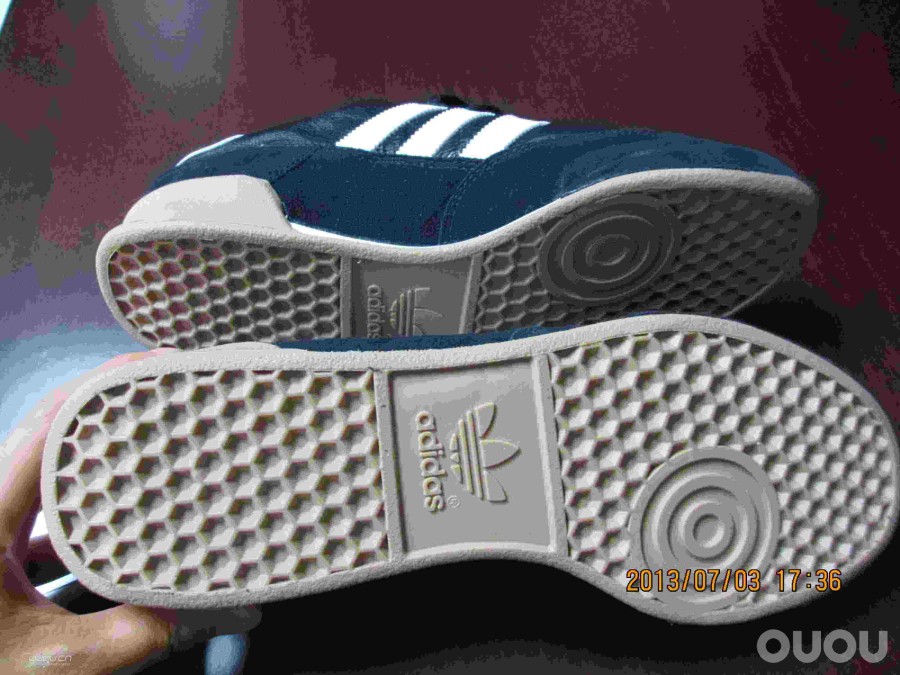 麻烦帮助鉴定一下刚收的copa indoor 真假!多谢先