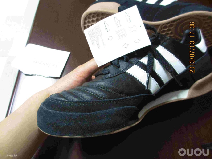 麻烦帮助鉴定一下刚收的copa indoor 真假!多谢先