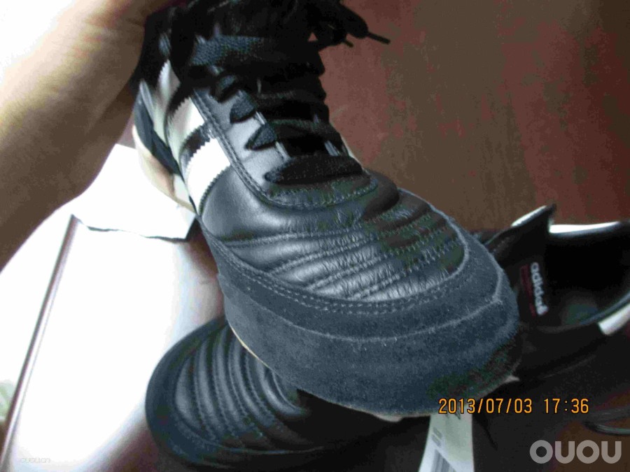 麻烦帮助鉴定一下刚收的copa indoor 真假!多谢先