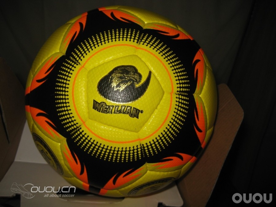 威联WLS5000火速到手,拆封拍照