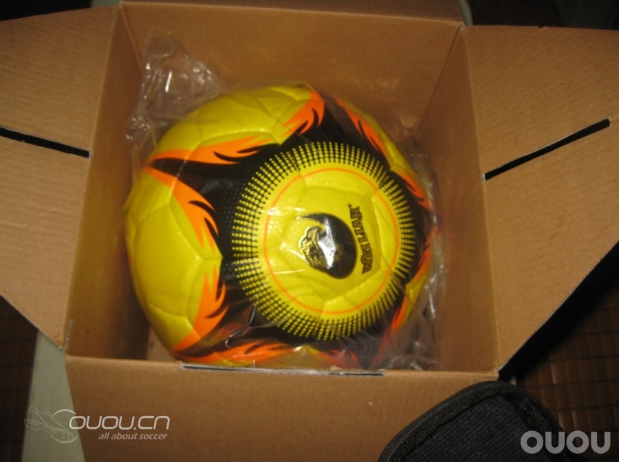 威联WLS5000火速到手,拆封拍照