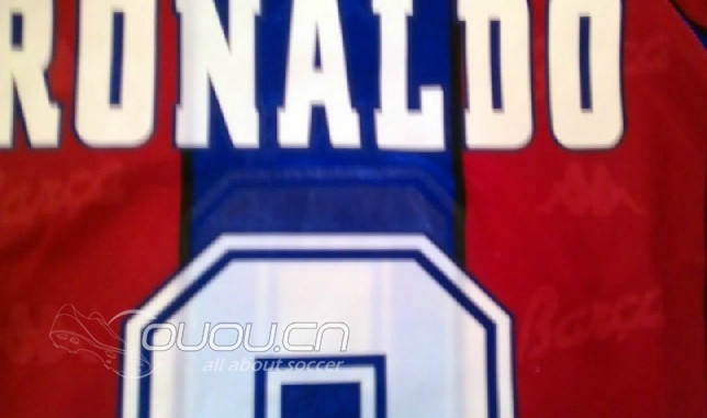 求购9697BARCELONA巴萨 巴塞罗那球衣