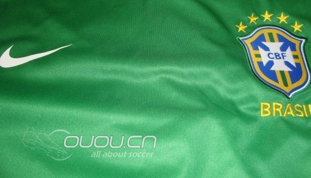 白菜巴西13精英训练 已上连接,就一件了,谁抢到就是谁的