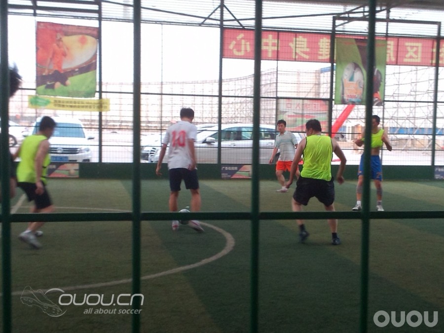 昨天去踢小场的意外发现