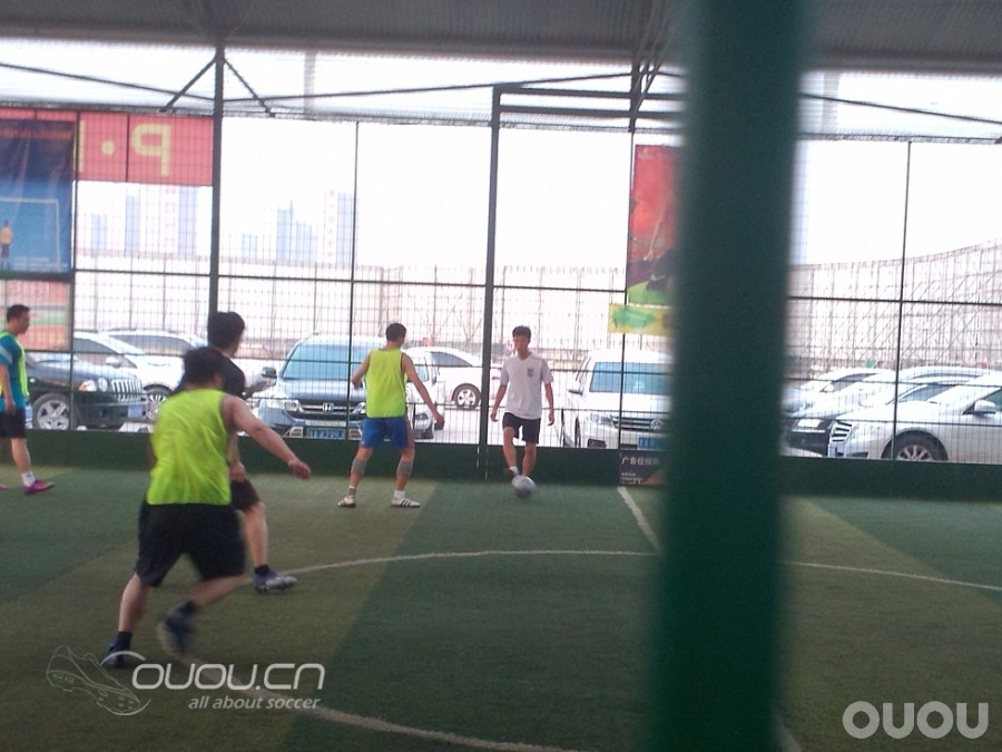 昨天去踢小场的意外发现