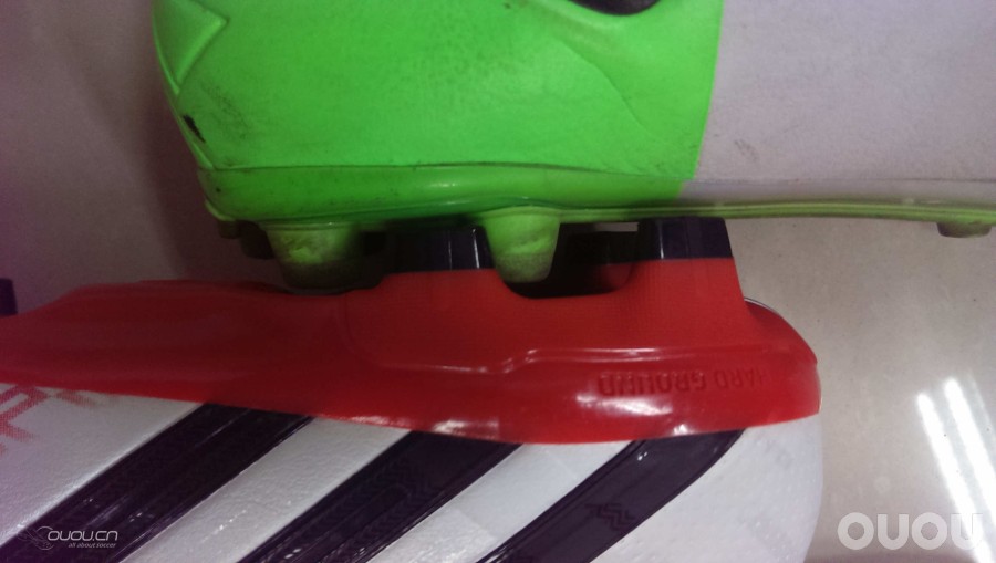 Adidas Predator LZ HG 猎鹰13  白红