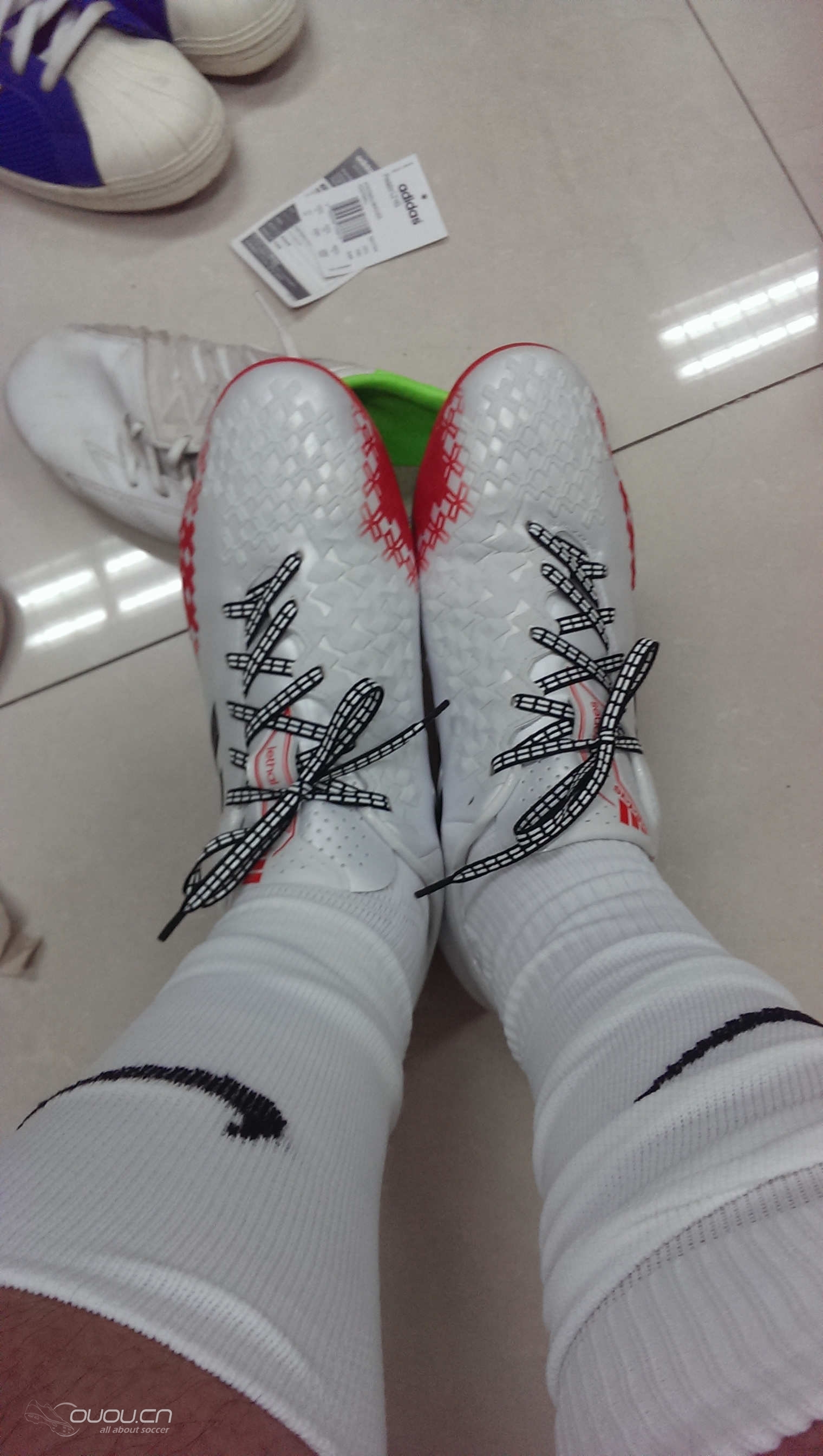 Adidas Predator LZ HG 猎鹰13  白红