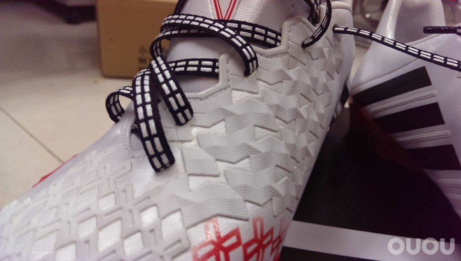 Adidas Predator LZ HG 猎鹰13  白红