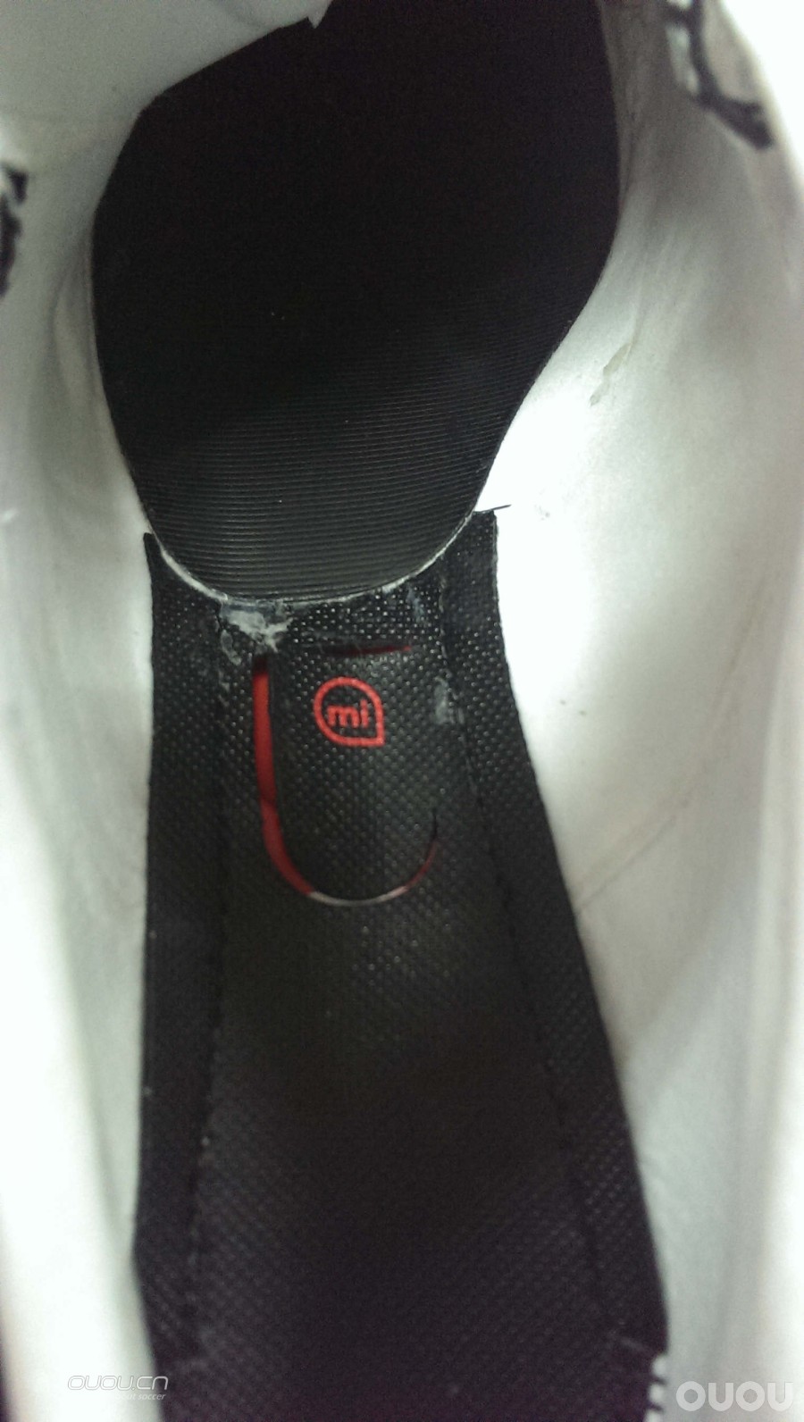 Adidas Predator LZ HG 猎鹰13  白红